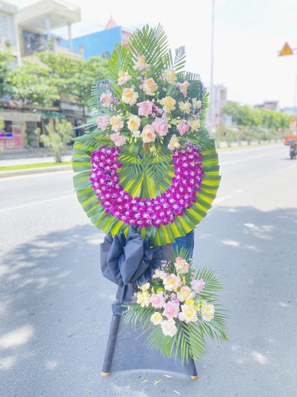 Kệ Hoa Chia Buồn 6